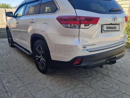 Toyota Highlander 2018 года за 18 200 000 тг. в Тараз – фото 3