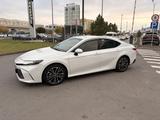 Toyota Camry 2025 года за 19 000 000 тг. в Астана