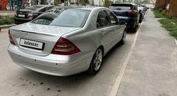 Mercedes-Benz C 320 2002 годаүшін3 900 000 тг. в Алматы – фото 4