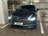 Hyundai Sonata 2021 годаүшін13 500 000 тг. в Алматы