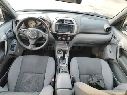 Toyota RAV4 2001 года за 4 300 000 тг. в Алматы – фото 19