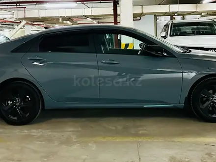 Hyundai Elantra 2021 года за 9 700 000 тг. в Алматы – фото 5