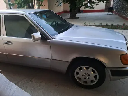 Mercedes-Benz E 230 1991 года за 1 900 000 тг. в Шымкент – фото 3