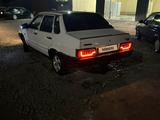 ВАЗ (Lada) 21099 1998 года за 850 000 тг. в Шахтинск – фото 2