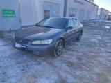 Toyota Camry 1999 года за 3 650 000 тг. в Павлодар – фото 2