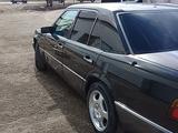 Mercedes-Benz E 230 1991 года за 25 000 тг. в Караганда – фото 5