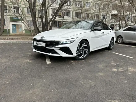 Hyundai Elantra 2024 года за 8 900 000 тг. в Астана