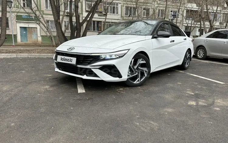 Hyundai Elantra 2024 годаүшін8 900 000 тг. в Астана