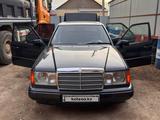 Mercedes-Benz E 200 1989 года за 2 000 000 тг. в Жезказган