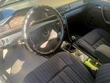 Mercedes-Benz E 200 1989 года за 2 000 000 тг. в Жезказган – фото 4