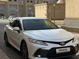 Toyota Camry 2021 года за 19 600 000 тг. в Туркестан – фото 4