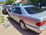 Mercedes-Benz E 200 1996 годаүшін2 500 000 тг. в Жезказган – фото 4