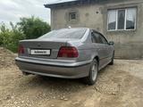 BMW 528 1998 года за 3 100 000 тг. в Тараз – фото 2