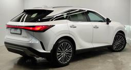 Lexus RX 350 2024 годаүшін40 500 000 тг. в Алматы – фото 4
