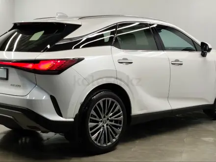Lexus RX 350 2024 года за 40 500 000 тг. в Алматы – фото 4