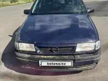Opel Vectra, 1995