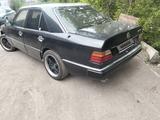 Mercedes-Benz E 250 1991 годаүшін520 000 тг. в Караганда – фото 3