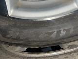 Диски с зимней резиной 235/55/R18 Toyota за 250 000 тг. в Алматы – фото 3