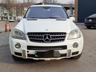 Mercedes-Benz ML 63 AMG