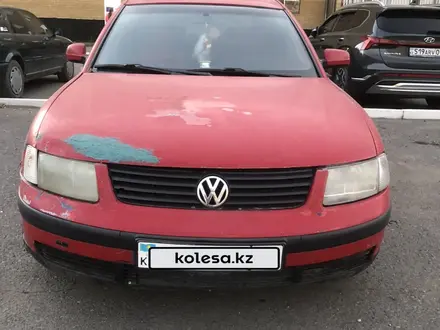 Volkswagen Passat 1997 года за 1 200 000 тг. в Караганда – фото 2