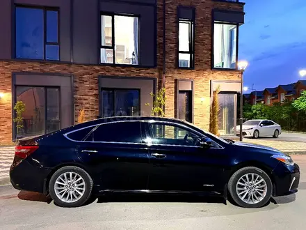 Toyota Avalon 2016 года за 8 000 000 тг. в Атырау – фото 5