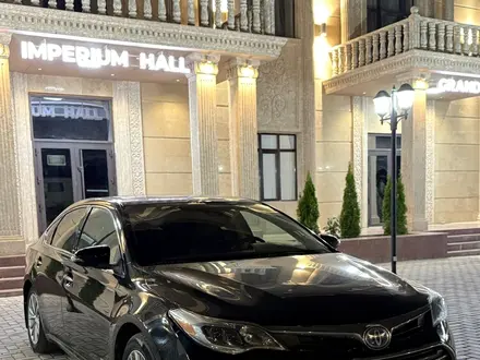 Toyota Avalon 2016 года за 8 000 000 тг. в Атырау – фото 11