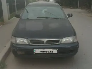 Toyota Carina E