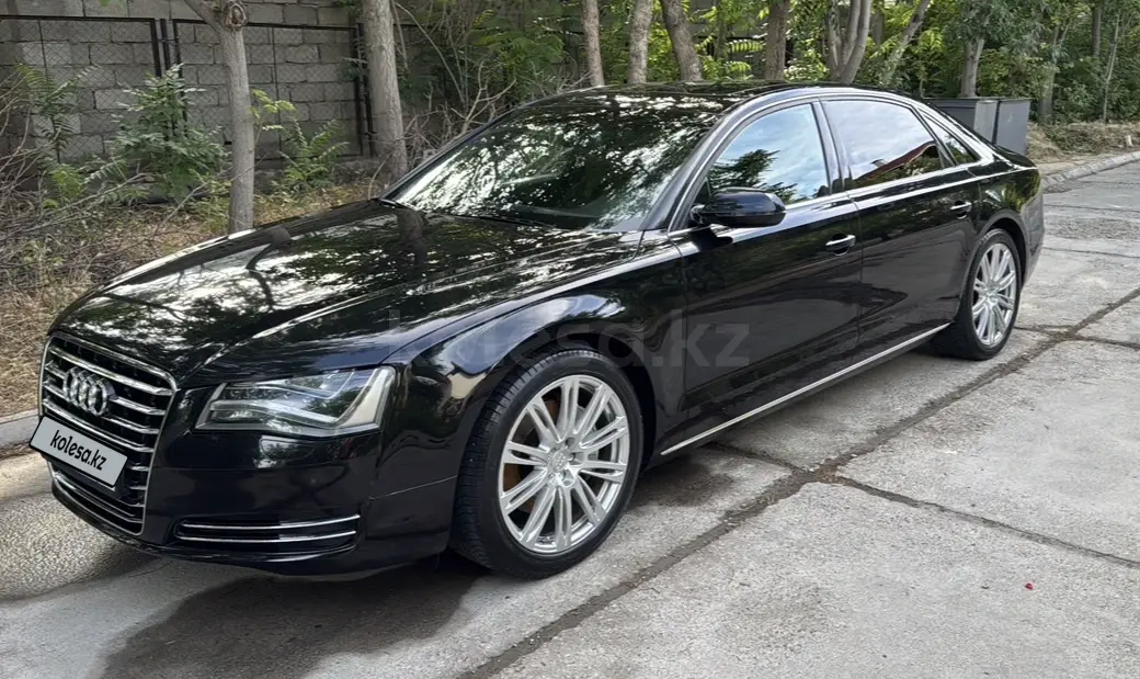 Audi A8, 2013