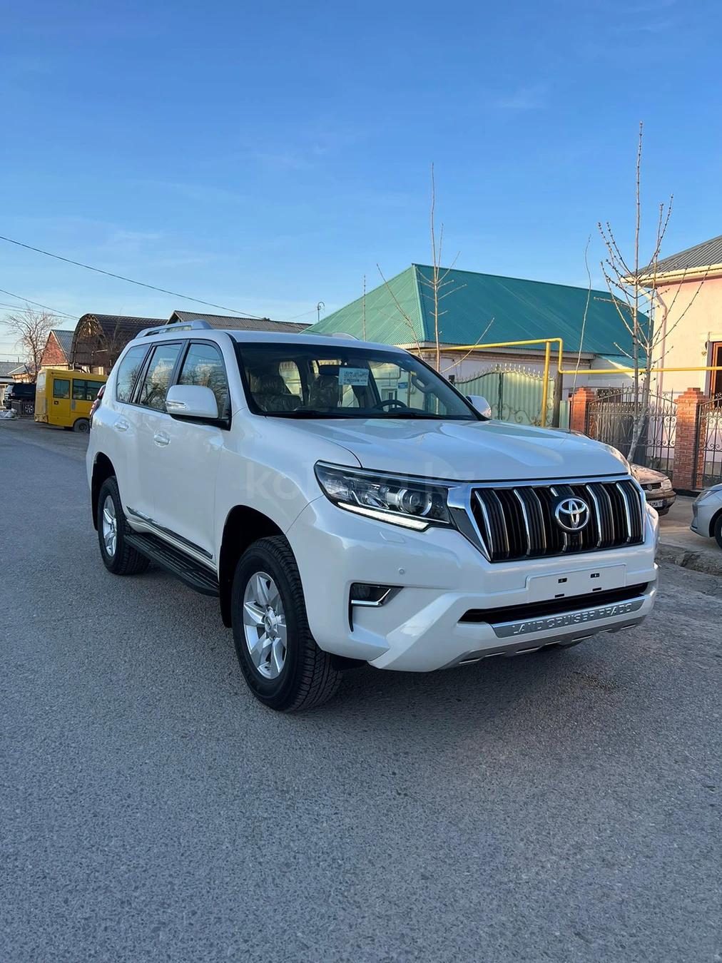 Toyota Land Cruiser Prado 2022 г.