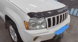 Jeep Grand Cherokee 2005 годаүшін5 500 000 тг. в Алматы – фото 4