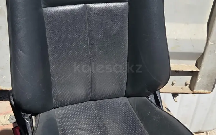 TitanAuto Mercedes W210 салон в сбореүшін300 000 тг. в Астана
