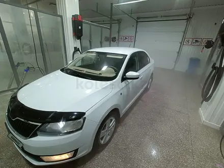 Skoda Rapid 2014 года за 5 100 000 тг. в Караганда – фото 3