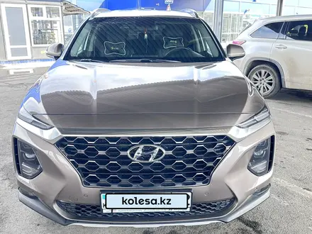 Hyundai Santa Fe 2019 года за 14 200 000 тг. в Алматы – фото 26