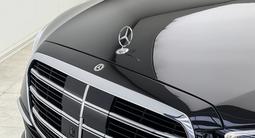 Mercedes-Benz S 580 2021 года за 62 000 000 тг. в Алматы – фото 5