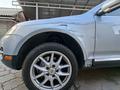 Volkswagen Touareg 2005 года за 4 300 000 тг. в Алматы – фото 3