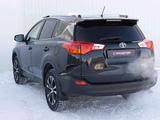 Toyota RAV4 2015 года за 10 500 000 тг. в Караганда – фото 2