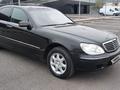 Mercedes-Benz S 320 1999 годаfor3 900 000 тг. в Алматы – фото 3