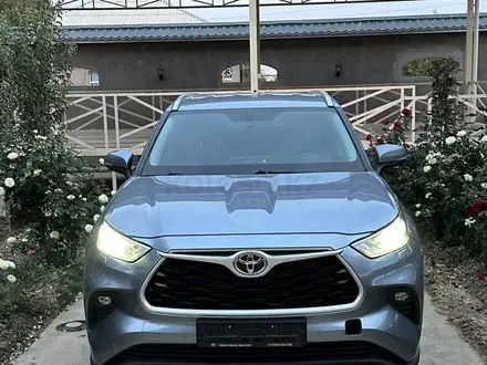 Toyota Highlander 2023 года за 32 000 000 тг. в Шымкент