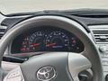 Toyota Camry 2011 года за 7 400 000 тг. в Актобе – фото 5