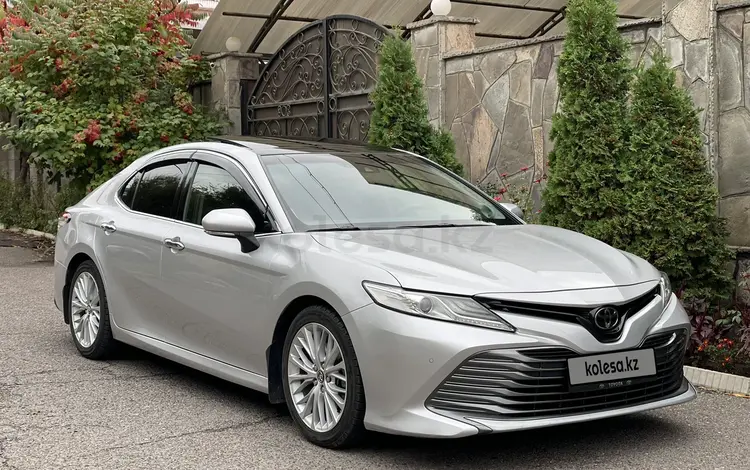 Toyota Camry 2019 годаүшін14 500 000 тг. в Алматы