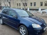 Volkswagen Golf 2007 годаүшін3 000 000 тг. в Жезказган