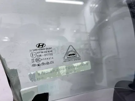 Стекло двери Hyundai Sonata 2021-2025 NEW ORIGINAL за 10 000 тг. в Алматы – фото 6
