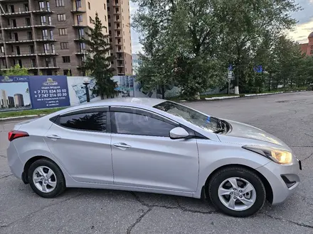 Hyundai Elantra 2014 года за 6 600 000 тг. в Петропавловск – фото 2