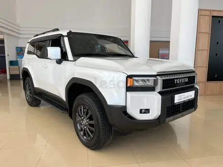 Toyota Land Cruiser Prado Comfort+ 2025 года за 35 490 000 тг. в Балхаш – фото 3