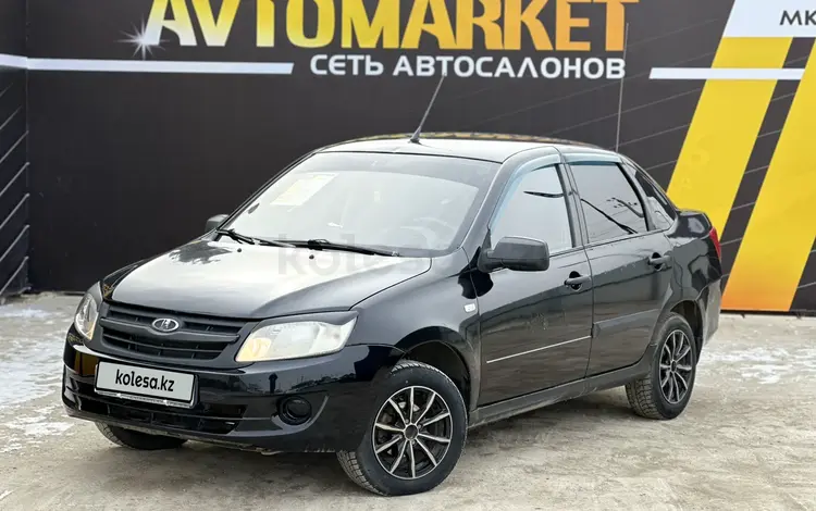 ВАЗ (Lada) Granta 2190 2013 года за 1 800 000 тг. в Атырау