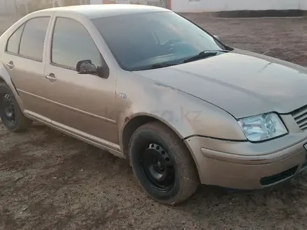 Volkswagen Bora 1999 года за 1 250 000 тг. в Атырау – фото 2