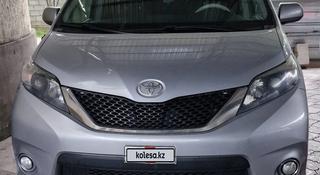Toyota Sienna 2014 года за 12 800 000 тг. в Алматы
