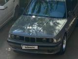 BMW 520 1992 года за 1 750 000 тг. в Астана – фото 2