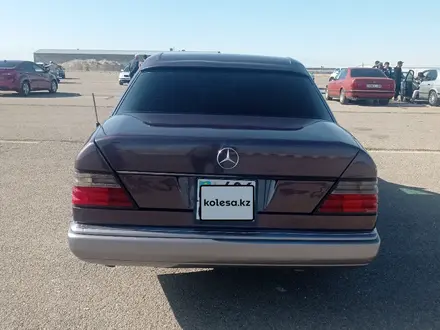 Mercedes-Benz E 200 1991 года за 1 350 000 тг. в Тараз – фото 5