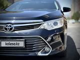 Toyota Camry 2015 годаүшін8 800 000 тг. в Шымкент – фото 2